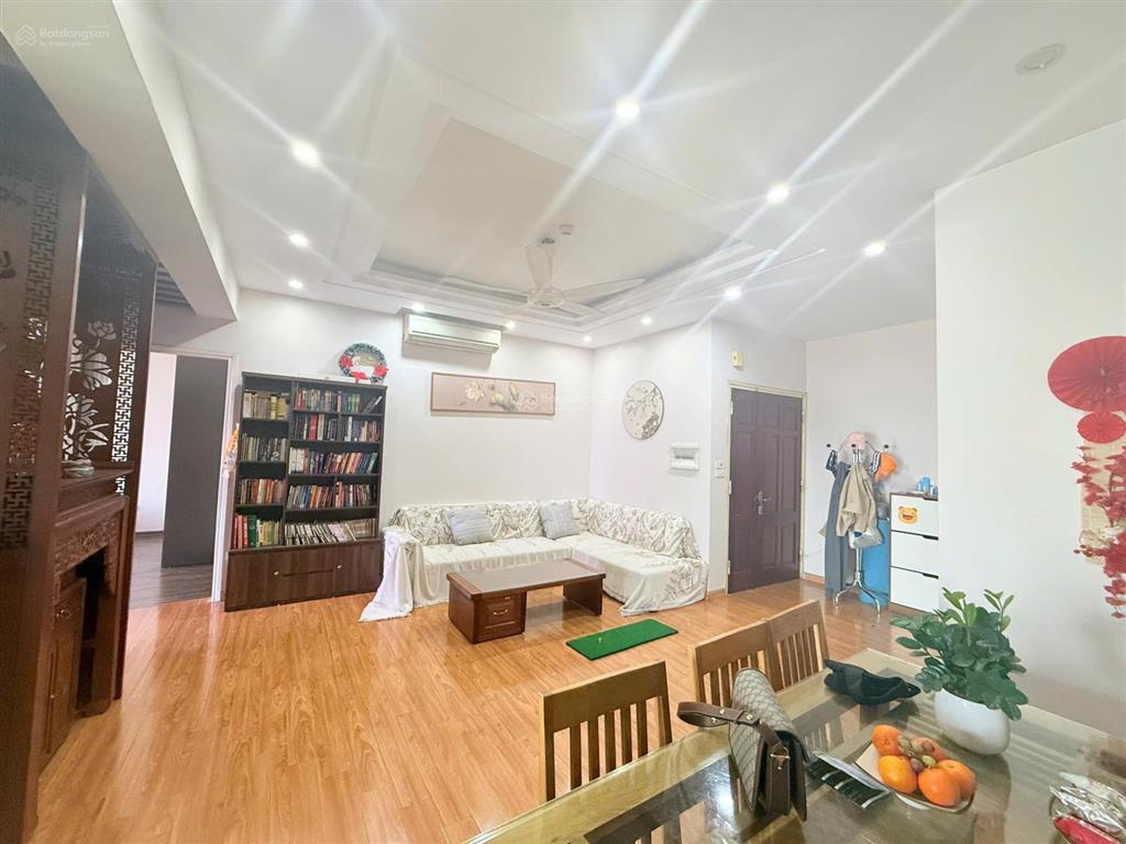 Bán căn hộ chung cư tại sakura tower, 9,5 tỷ, 93,7m2, 2pn, 2wc, đầy đủ nội thất