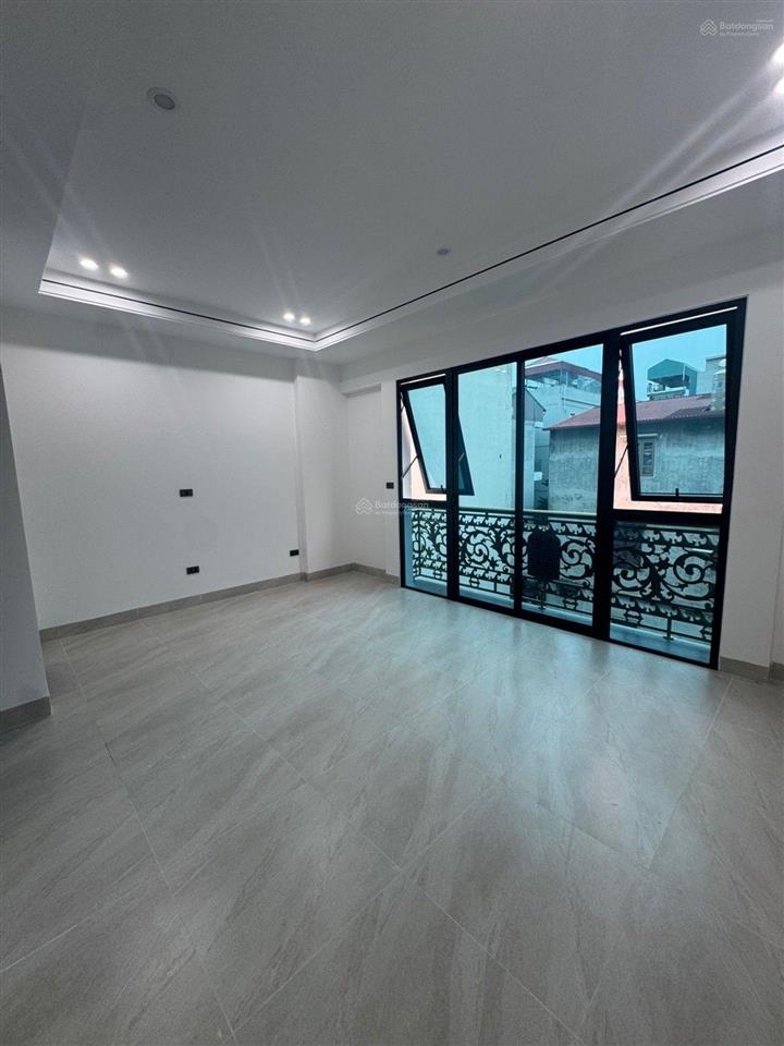 Siêu phẩm 6 tầng thang máy, thụy khuê, tây hồ, ô tô đỗ cửa, 20m ra phố, dt  39m2x6t, mt 6m.