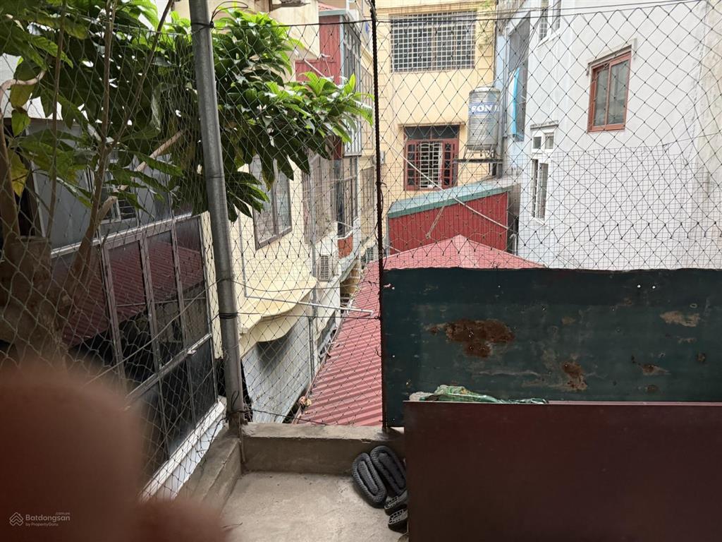 Cho thuê nhà riêng 3 tầng đội cấn, ngọc hà giá chỉ 3,5 triệu/tháng