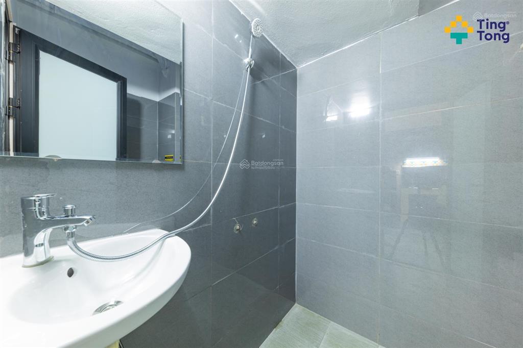 Căn hộ full nội thất cho thuê ngay mặt đường vũ trọng khánh  mỗ lao  hà đông