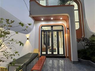 Bán gấp căn nhà ở ngay bến xe quận 8, đường tạ quang bửu, 1 lầu, 5m x 14m