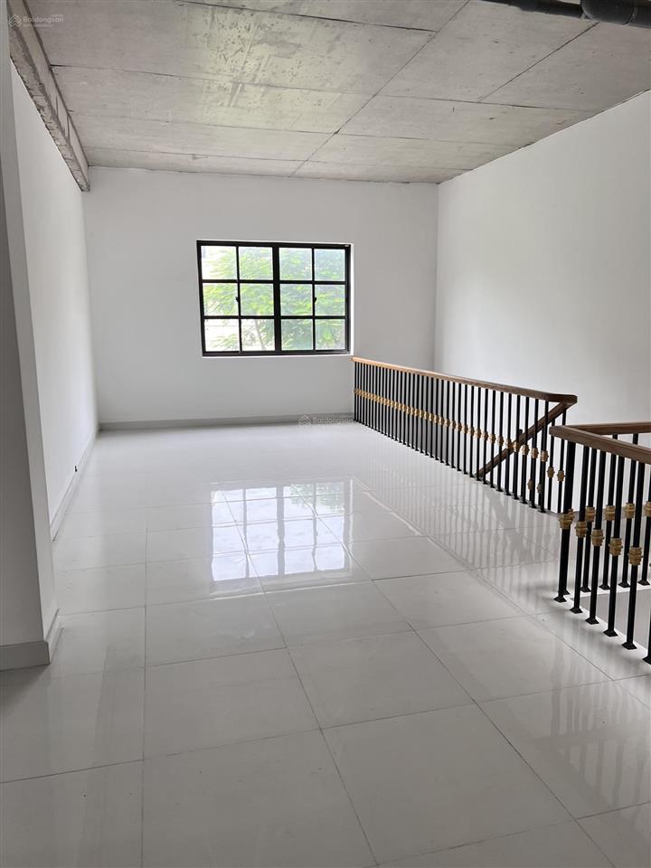 Cho thuê nhà mặt tiền nguyễn văn lượng giá 60 triệu/tháng. 0985 323 ***
