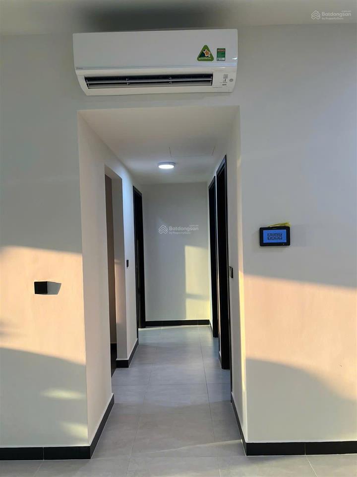 Cho thuê căn hộ 2pn delasol, view hồ bơi, 83 m2, 22tr/tháng, ntcb