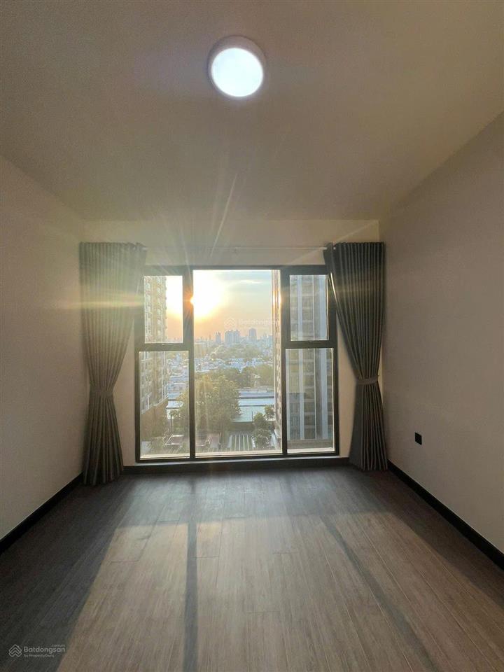 Cho thuê căn hộ 2pn delasol, view hồ bơi, 83 m2, 22tr/tháng, ntcb