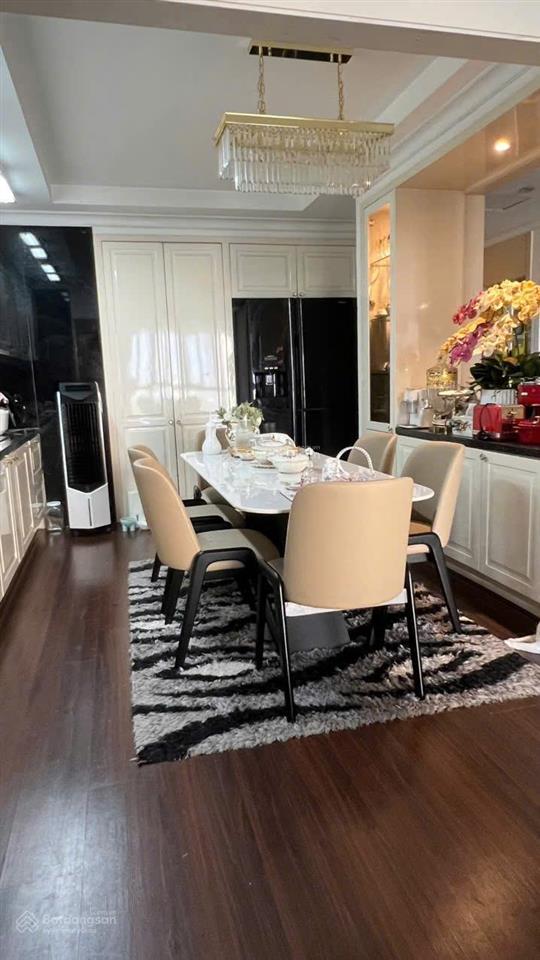 Vip bán căn hộ imperia an phú 135m²  lầu cao  giá chỉ 9,8 tỷ, giảm mạnh để chốt nhanh