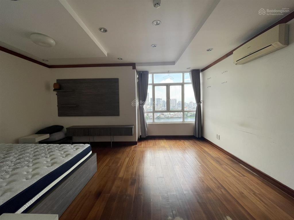 Thuê chcc hoàng anh river p. thảo điền q2 (162m, 4pn giá 28tr/th)ban công to thoáng, nhà đẹp giá rẻ