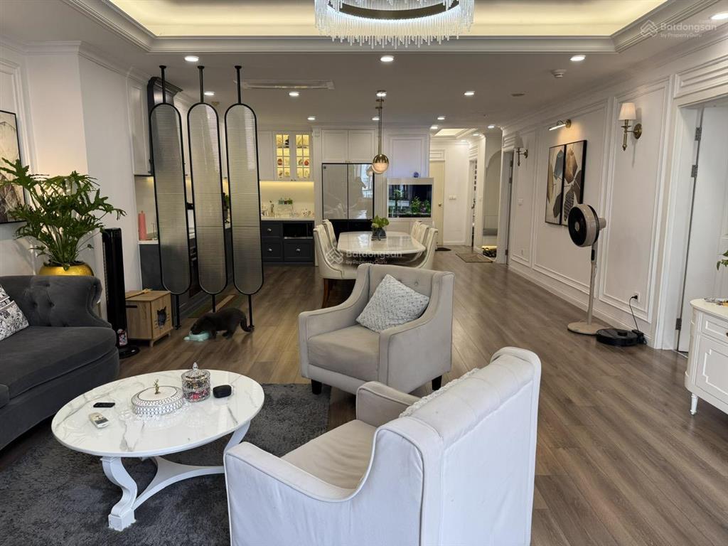 Hot thuê chcc imperia q2 (135m2 3pn giá 24tr/th), miễn phí 1 xe hơi, 2 xe máy, nhà đẹp giá quá tốt
