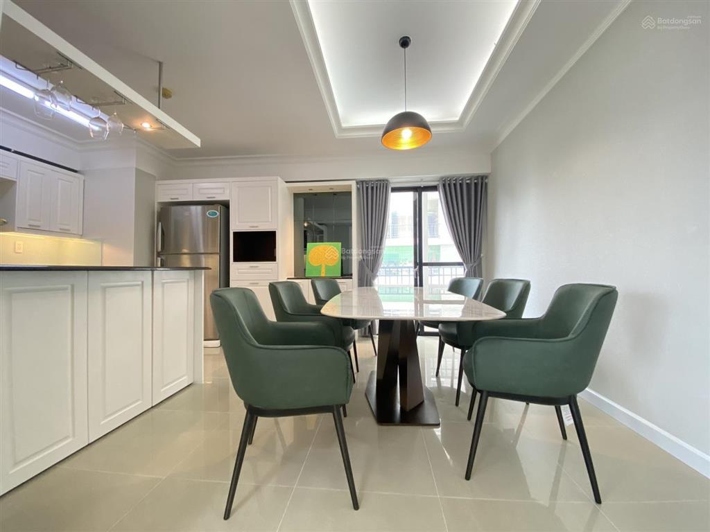 Thuê căn góc cantavil ap q2 (120m2, 2pn, full giá 20 tr/th) tttm sát bên, ban công hướng đông, nam