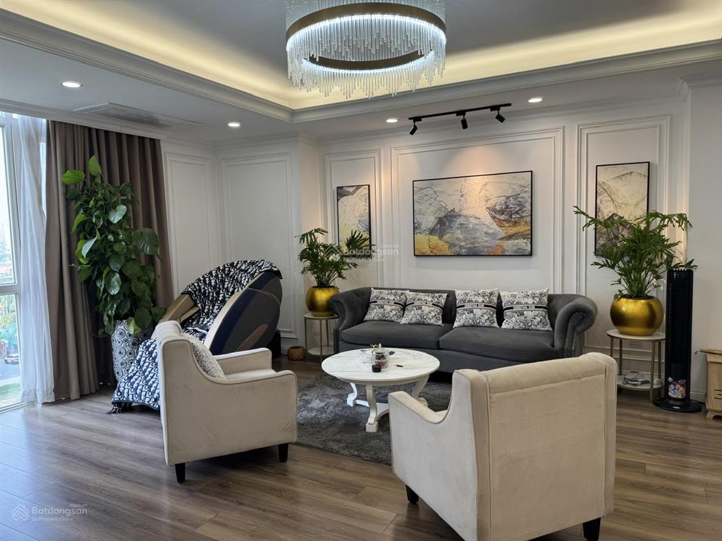Bán chcc imperia q2 (135m², 3pn giá 10 tỷ) sh, đặc biệt free xe hơi + xe máy, view thoáng mát