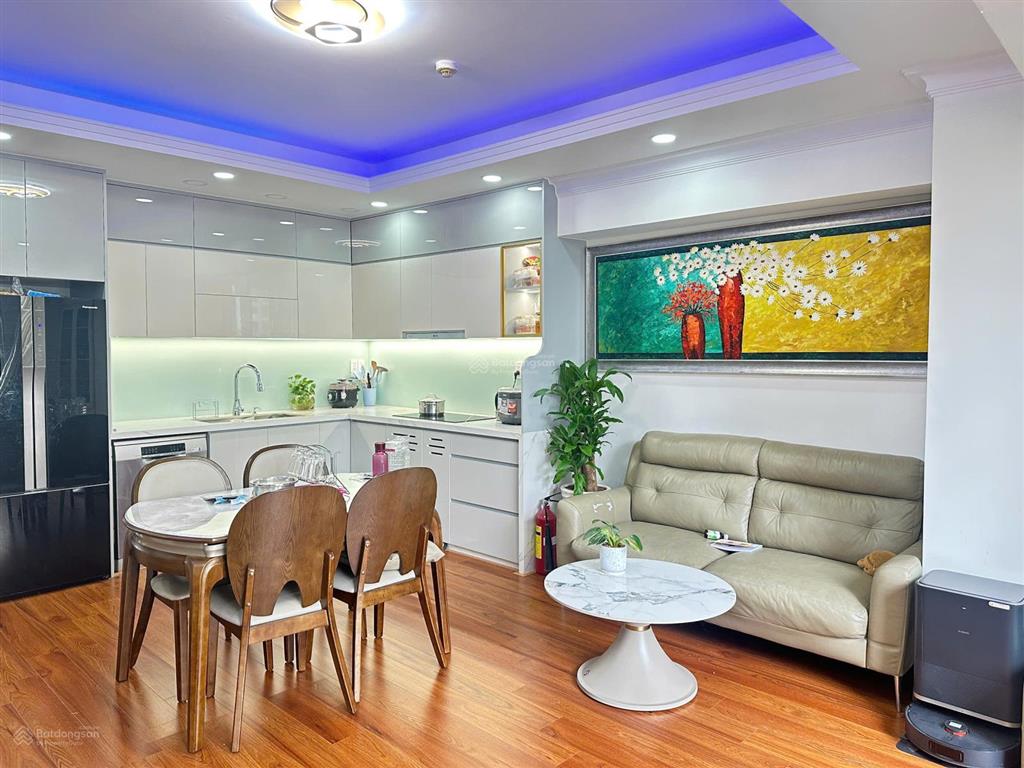 Thuê căn góc cantavil ap q2 (80m2, 3pn, full giá 16tr/th) tttm sát bên, ban công hướng thoáng mát