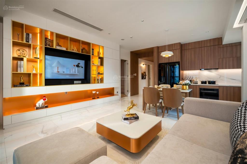 Căn hộ cao cấp 2 phòng ngủ times square đà nẵng đối diện bãi tắm mỹ khê