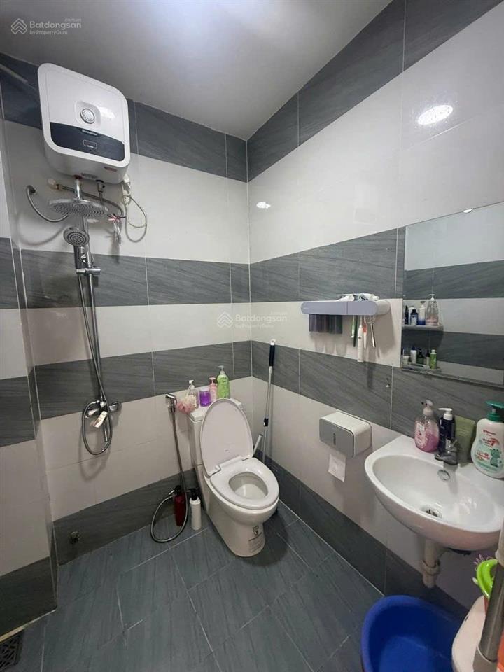Mình chính chủ cần căn nhà 2 tầng , kiệt 3m k96 điện biên phủ,ngang 7m