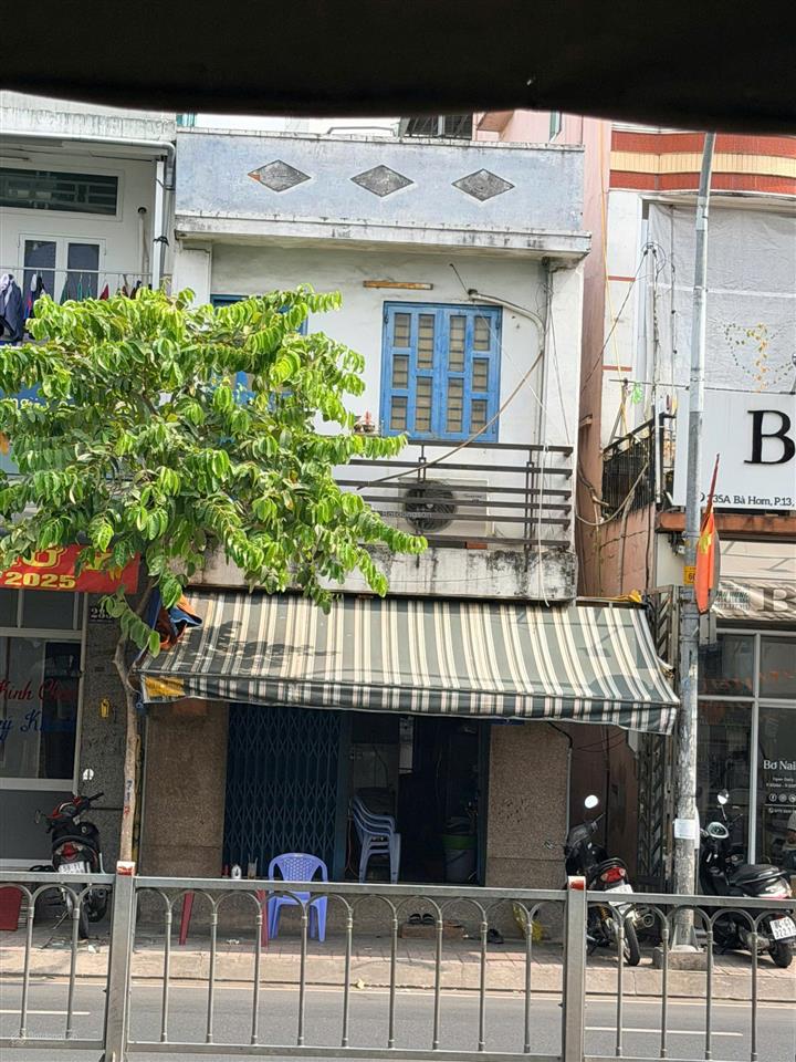 Cần bán nhà mặt tiền đường bà hom quận 6 (cũ)
