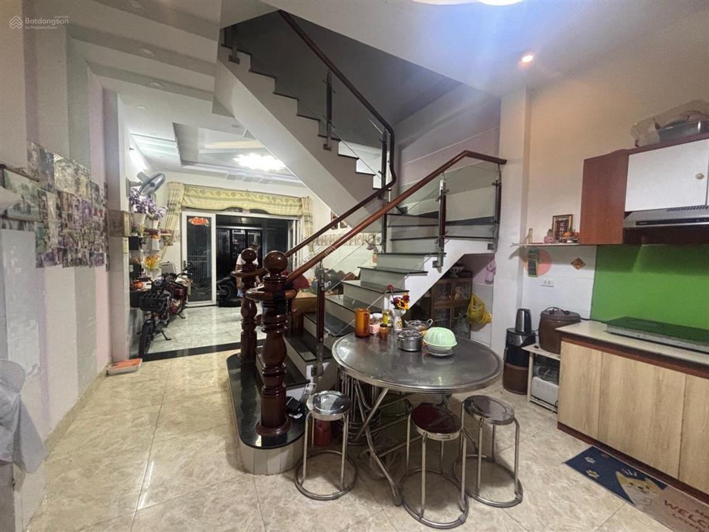 Chỉ 6 tỷ, nhà mới 3 tầng btct, 56m2, 4pn, hxh 8m nguyễn xiển, long bình. shr, vào ở ngay.