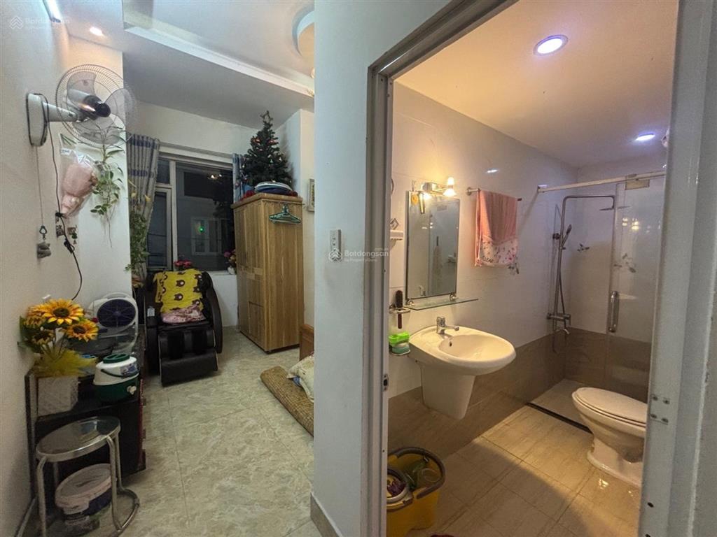 Chỉ 6 tỷ, nhà mới 3 tầng btct, 56m2, 4pn, hxh 8m nguyễn xiển, long bình. shr, vào ở ngay.