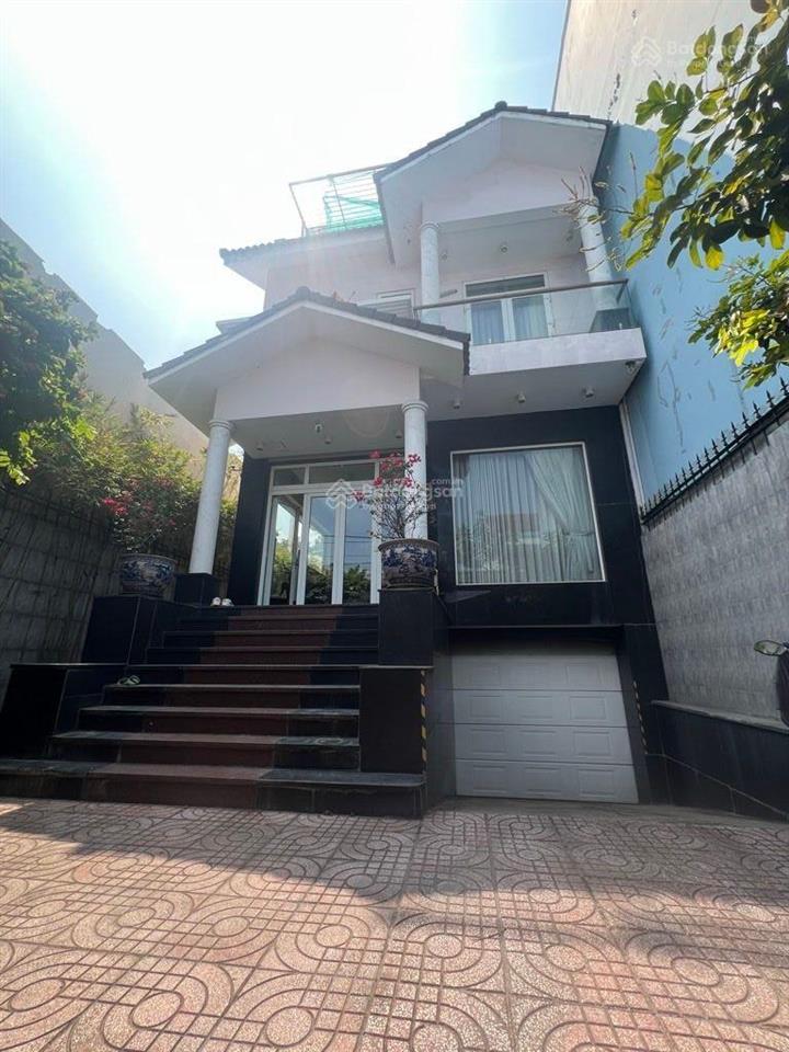 Biệt thự vườn làng tăng phú, 4 tầng, 169m2, 6pn + hầm để xe, khu vip tăng nhơn phú. chỉ 18 tỷ tl.