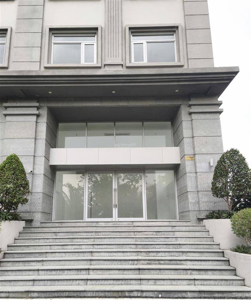 Cho thuê shophouse tại paris hoàng kim q2  cọc 6 tháng miễn 6 tháng tiền thuê!!!