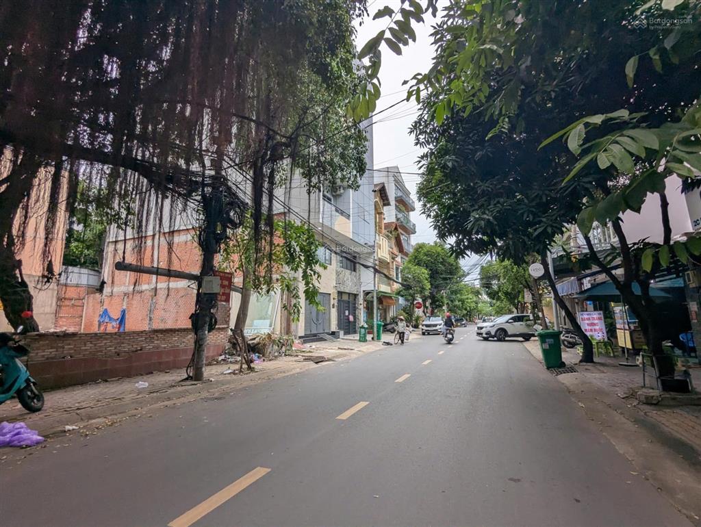200tr/m2  góc quyền lực 19x19m  siêu phẩm đáng đầu tư xây khách sạn, tòa nhà trung tâm quận 7