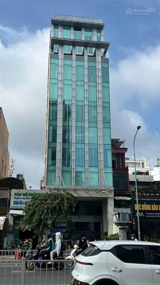 Siêu phẩm trục sân bay tòa nhà 2 hầm + 12 tầng mt cộng hoà chốt hạ 170 tỷ. dòng tiền 500tr