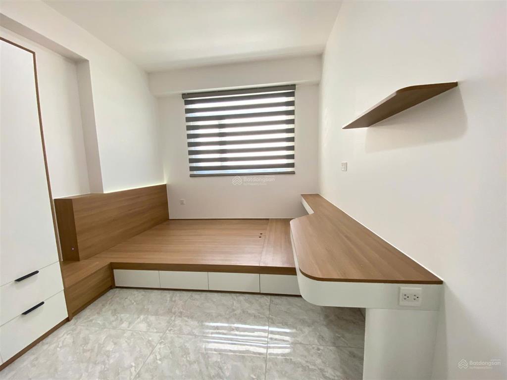 Căn hộ cc bán tại paris hoàng kim, 8,2 tỷ, 74,75m2, 3pn, 2wc, hàng hiếm!