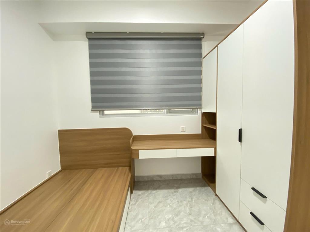 Căn hộ cc bán tại paris hoàng kim, 8,2 tỷ, 74,75m2, 3pn, 2wc, hàng hiếm!