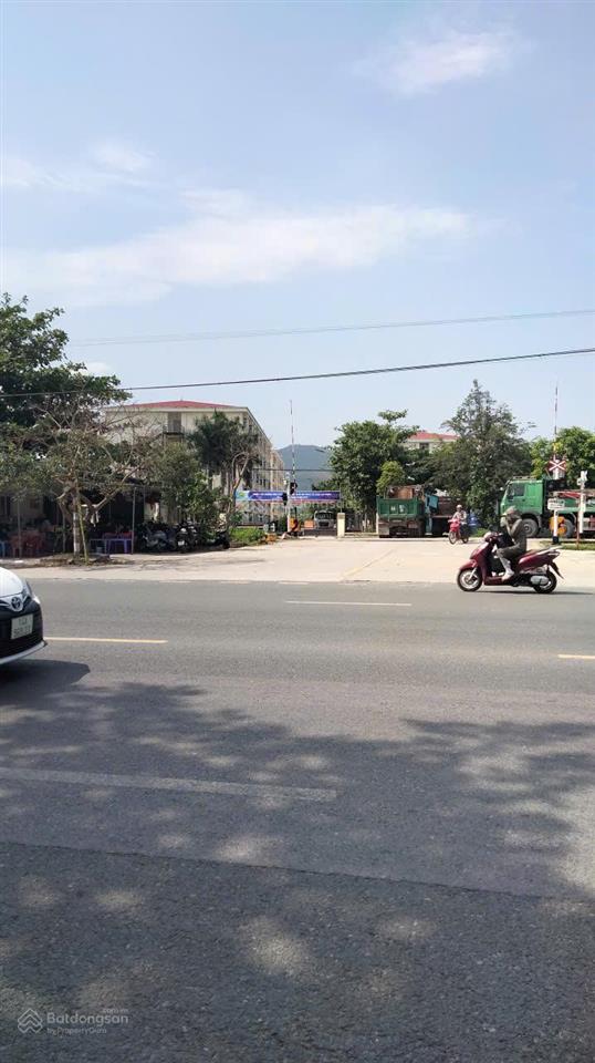 Bán 151m2 đất mđường ql18, đông triều,qninhsát kcn,gần ga yên tử, đối diện cc than uông bí. 3,5 tỷ