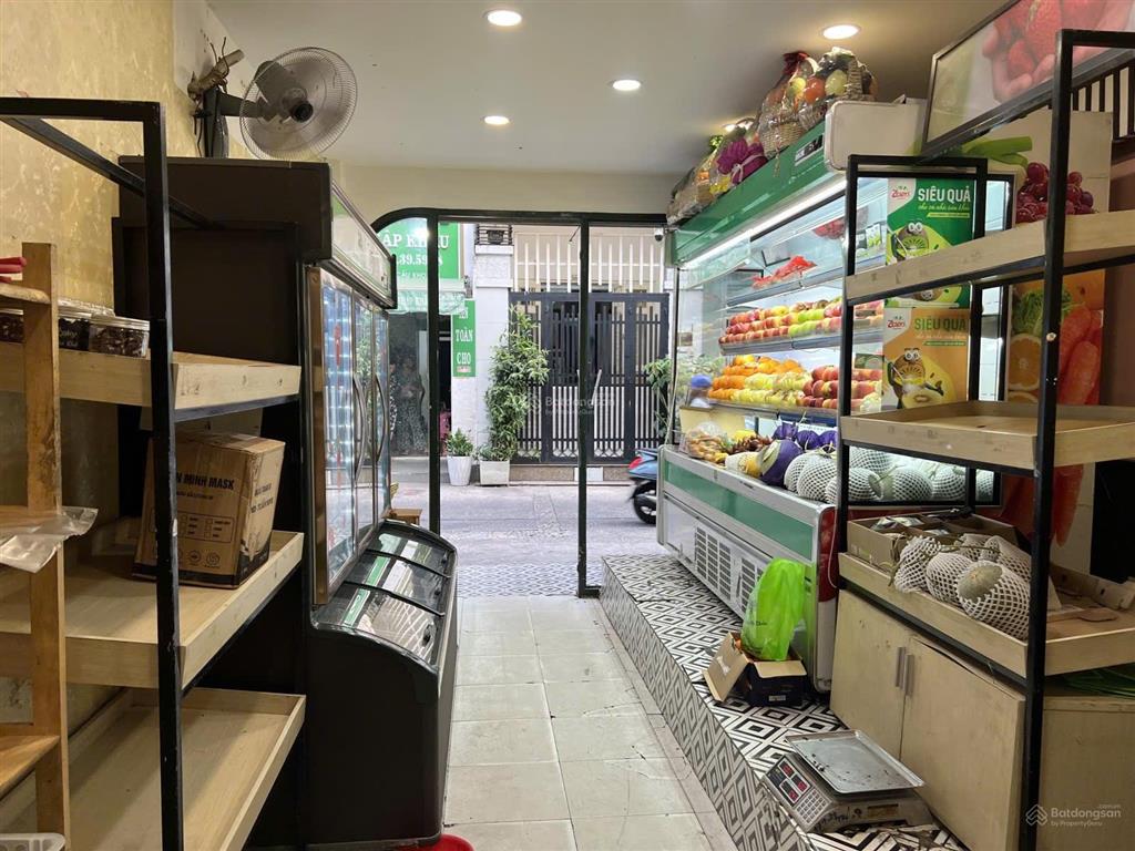 Quận 1 sát mặt tiền trần hưng đạo, hẻm ô tô 6m, dt 52m2 (4.5x11.6)