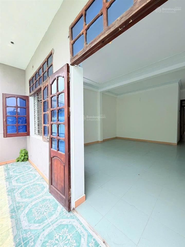 Mình chính chủ cần bán nhà 4 tầng đường nguyễn tất thành, ngay ngã 4 ông ích khiêm, p. thanh bình