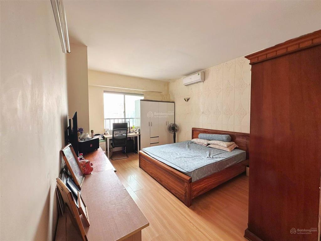 Bán căn hộ 94m2 chính chủ sẵn sổ. do chuyển chỗ khác sinh sống