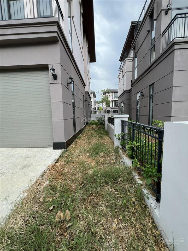 Bán biệt thự đơn lập 250m2 gs zeitgeist nhà bè giá tốt.  phước sửu gs nhà bè để nhận thông tin