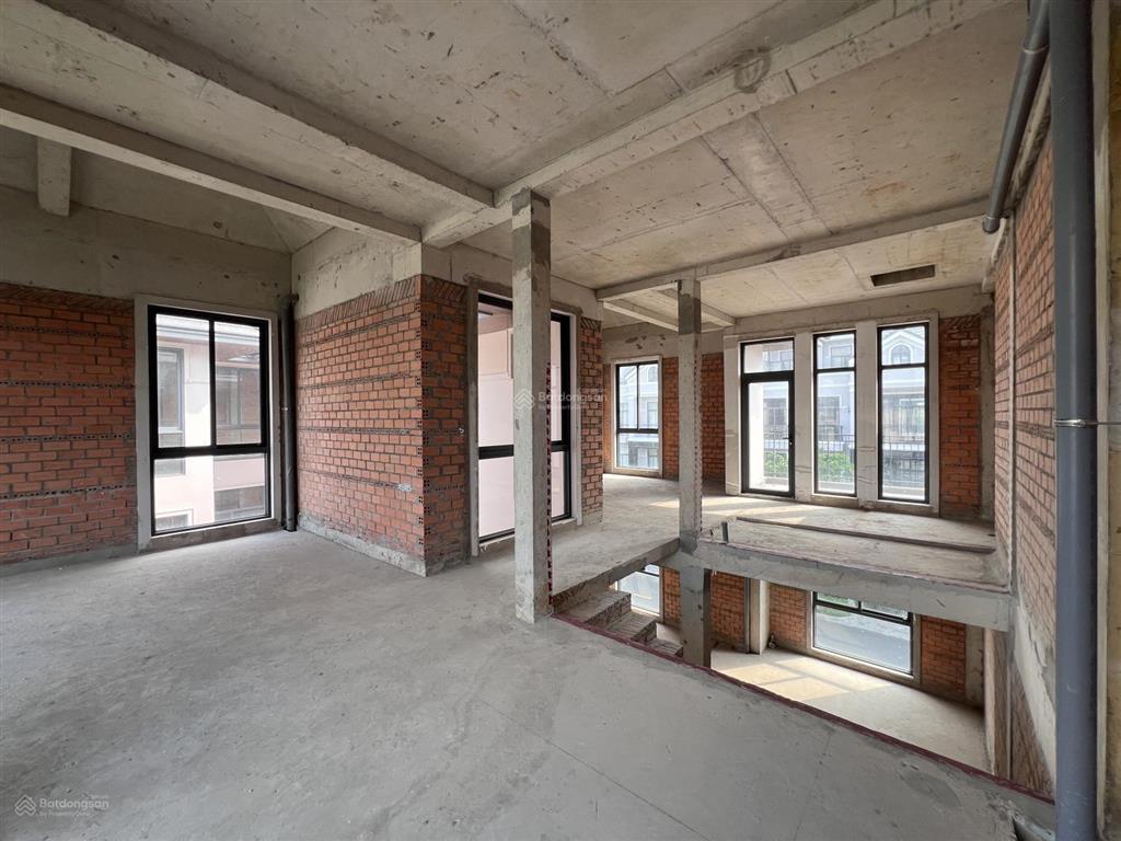 Bán biệt thự song lập 200m2 giá tốt thị trường