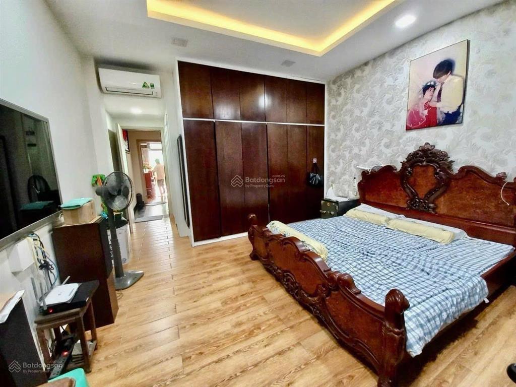 Cho thuê nhà nguyên căn 4pn, 5wc, 100m2, giá chỉ 25 triệu tại 793 trần xuân soạn, p. tân hưng, q7