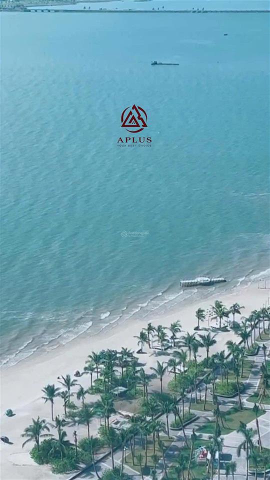 Chính chủ bán căn studio view trực diện tầng cao giá tốt chỉ 3.8x tỷ  0978 788 ***