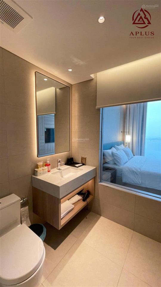 Chính chủ bán căn studio view trực diện tầng cao giá tốt chỉ 3.8x tỷ  0978 788 ***