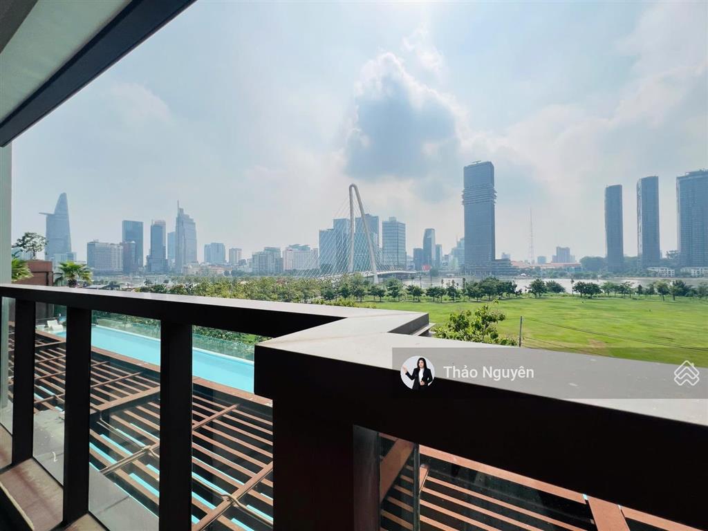 Bán nhanh view đẹp nhà mới 4 phòng ngủ trực diện sông galleria