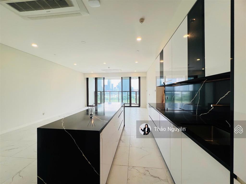 Bán nhanh view đẹp nhà mới 4 phòng ngủ trực diện sông galleria