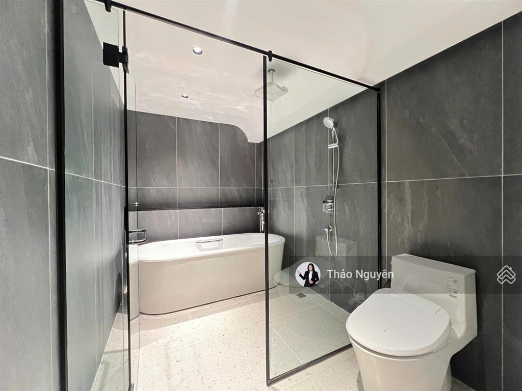 The opera residence metropole thủ thiêm | cho thuê căn loft sân vườn 2 phòng ngủ nội thất mới