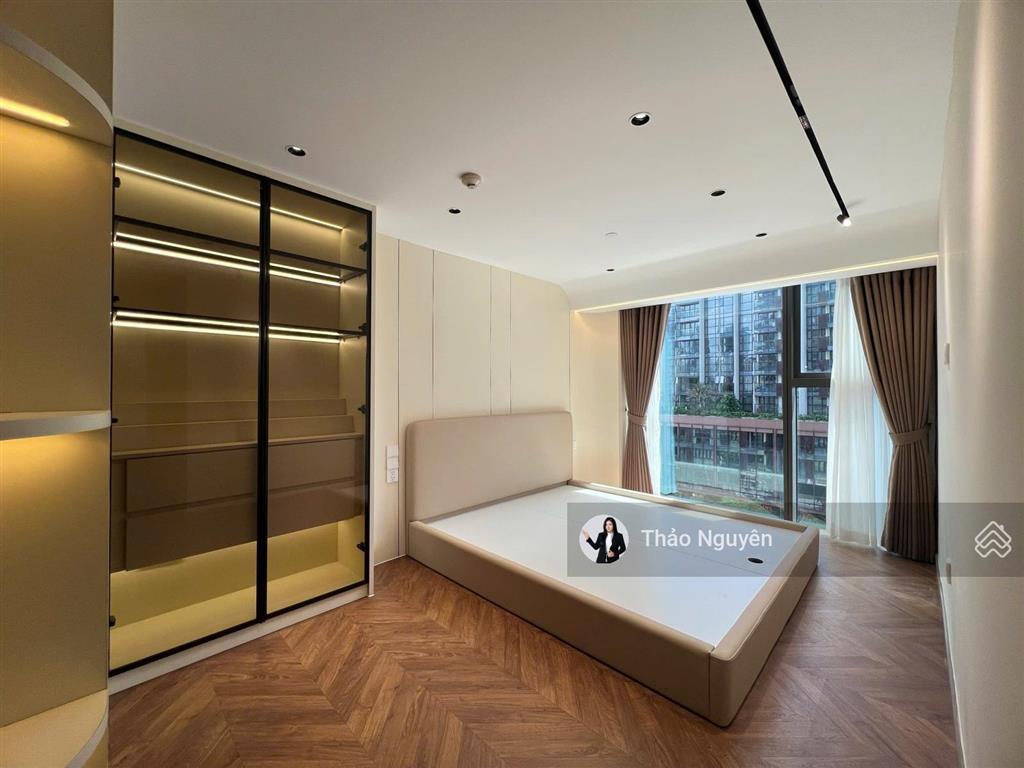 The opera residence metropole thủ thiêm | cho thuê căn loft sân vườn 2 phòng ngủ nội thất mới