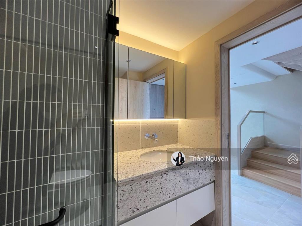 The opera residence metropole thủ thiêm | cho thuê căn loft sân vườn 2 phòng ngủ nội thất mới