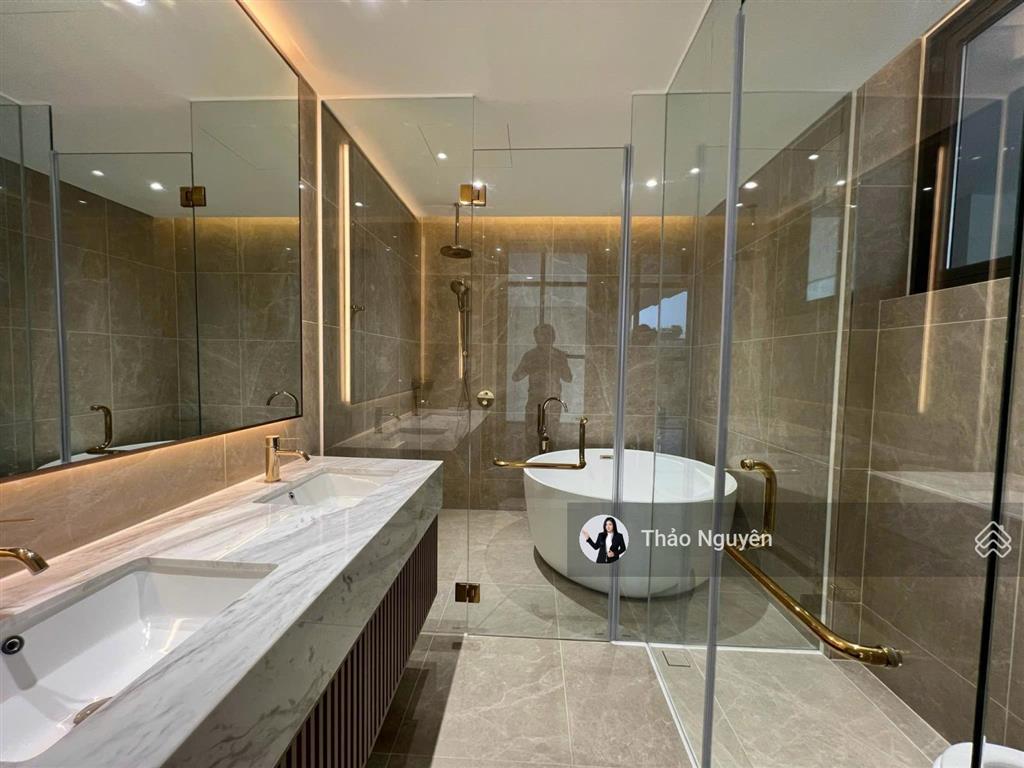 Cho thuê căn hộ 3 phòng ngủ cove residences | empire city