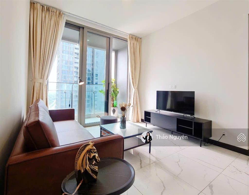 Cho thuê căn hộ 2 phòng ngủ trống sẵn ở ngay được empire city