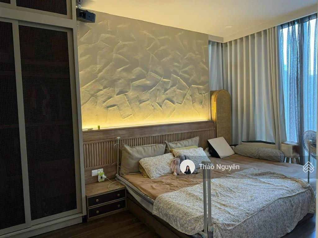 Cho thuê 3 phòng ngủ full nội thất đẹp empire city