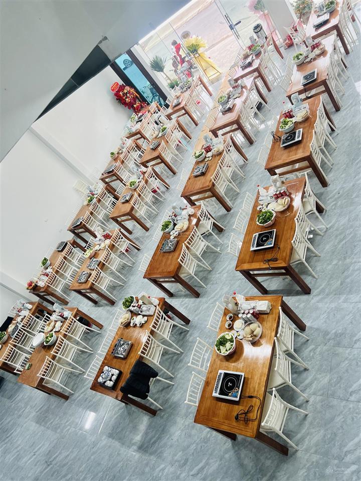 Bán nhà riêng tại chợ hôm, 11,5 tỷ, 700m2, giá ưu đãi hot!