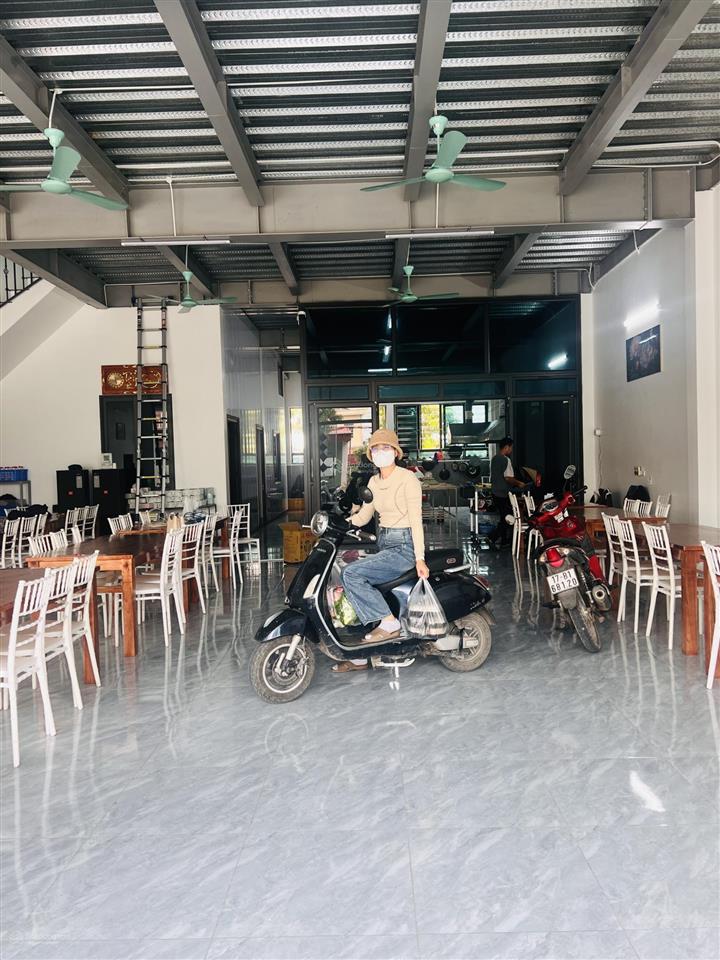 Bán nhà riêng tại chợ hôm, 11,5 tỷ, 700m2, giá ưu đãi hot!