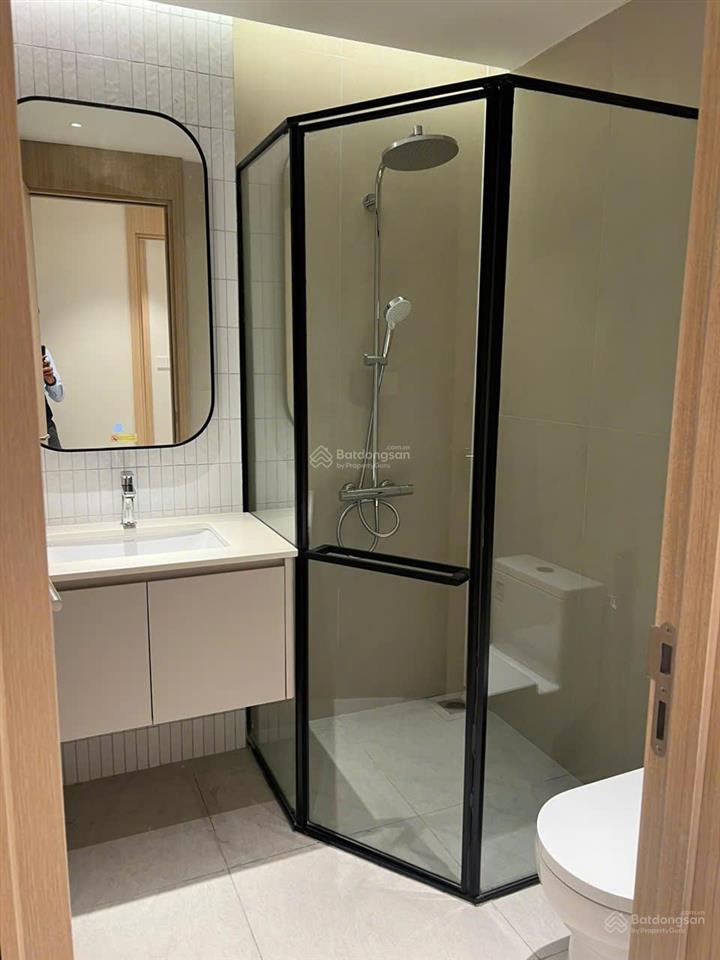 The meridian đà nẵng  căn 2pn tầng cao ngắm pháo hoa từ ban công