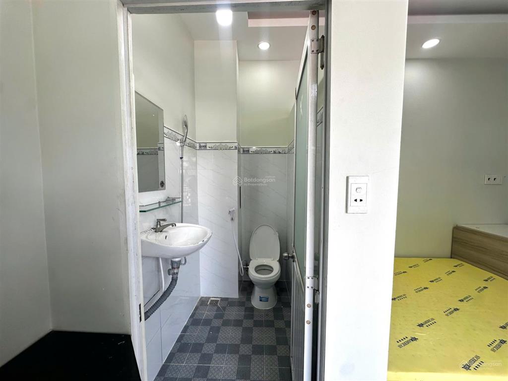 Căn hộ studio full nội thất có ban công ngay kcx tân thuận