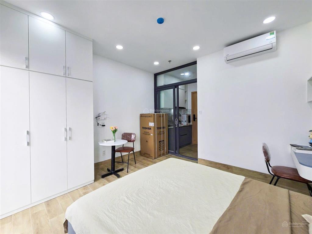 Cho thuê 1pn ban công máy giặt riêng thang máy vân tay đường số 37 tân hưng q7 full nội thất