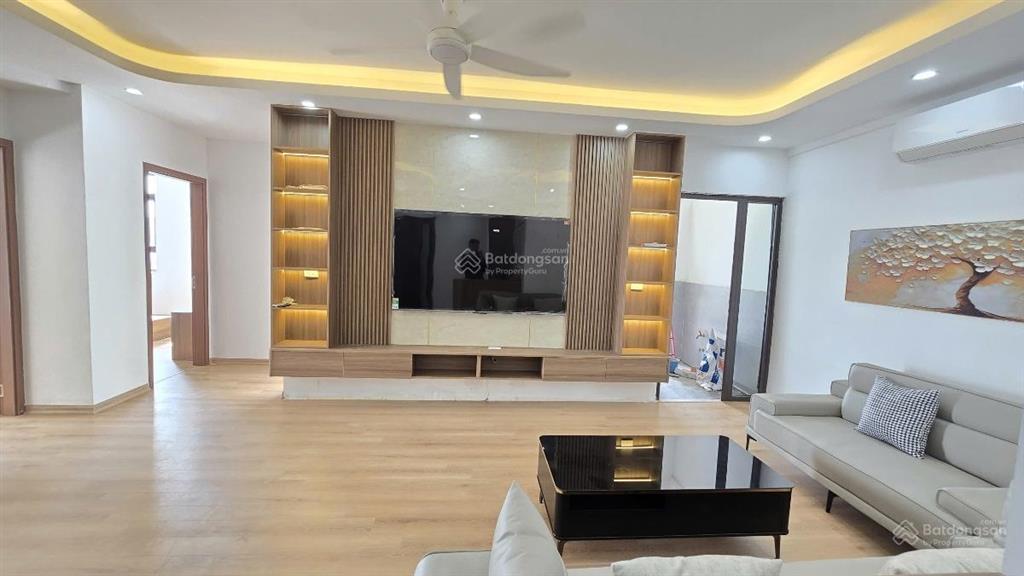 Giá quá tốt cho chcc 111m² kđt mễ trì thượng  lô góc tầng 19  3pn siêu rộng