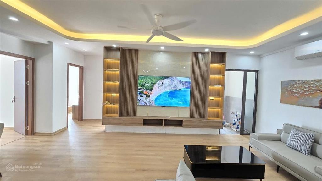 Giá quá tốt cho chcc 111m² kđt mễ trì thượng  lô góc tầng 19  3pn siêu rộng
