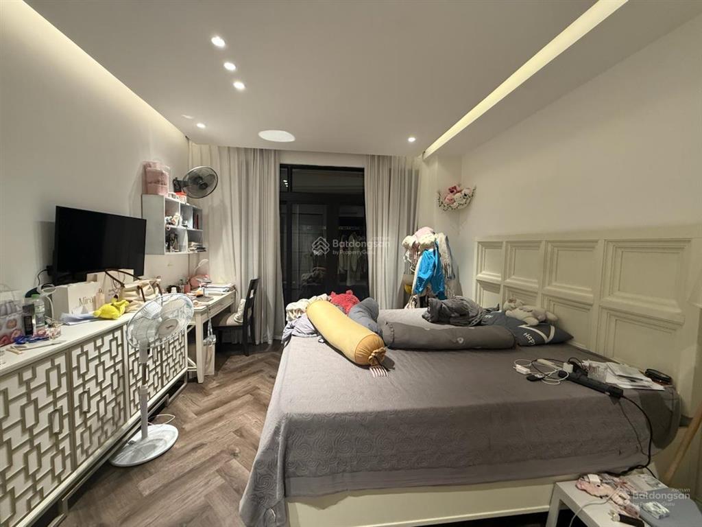 Thương lượng sâu cho khách thiện chí  căn hộ 3pn bắc hà tố hữu  để lại toàn bộ nội thất